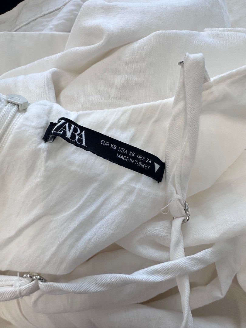 Zara Linen White Mini Dress (Category: Dresses) located in Cebu City. Submitted by sephoraly (Listing ID 1349631563, Image 3). Description: Used once sa pictorial ra Size: small Bought at Zara Ayala Center Cebu.