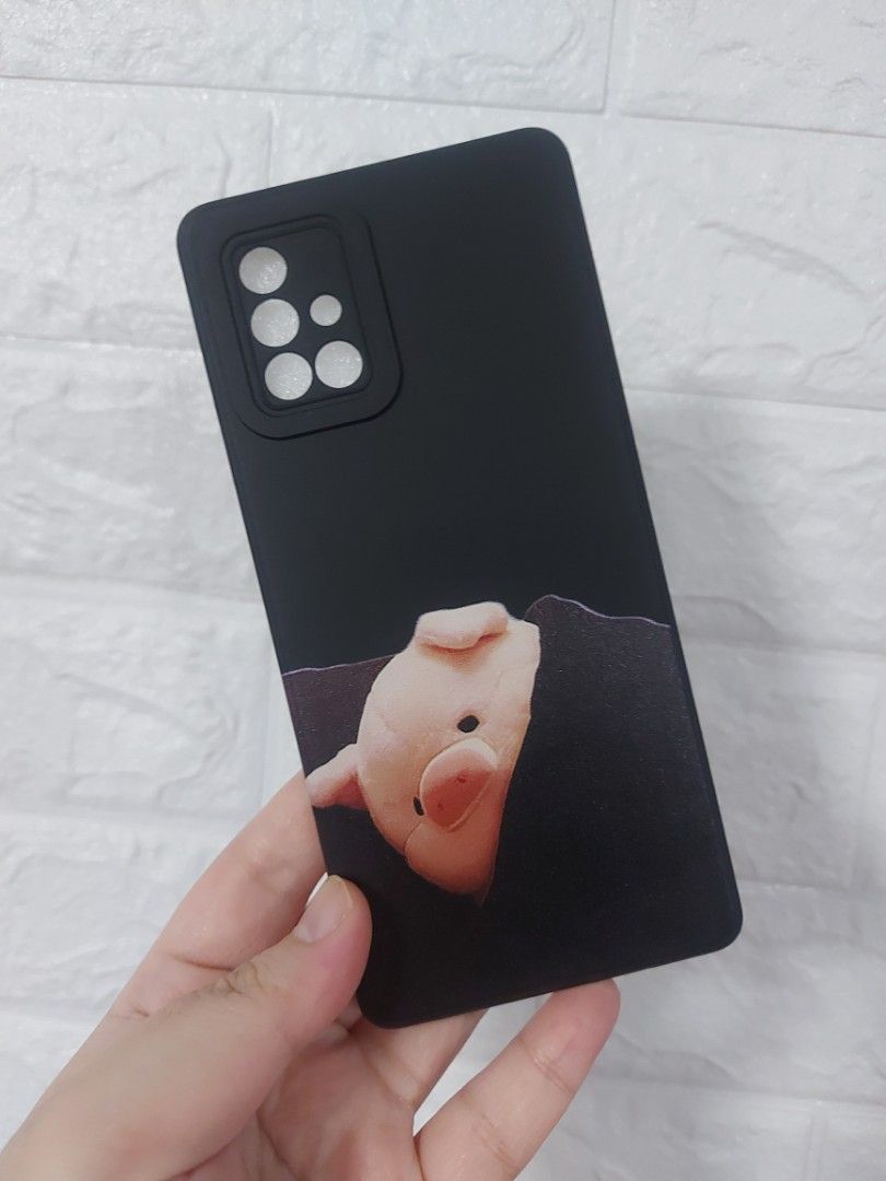 A71 5g - Pig Case (Category: Cases & Sleeves) located in Rizal. Submitted by KCS0001 (Listing ID 1349813683, Image 1). Description: wrong model unit for my phone.