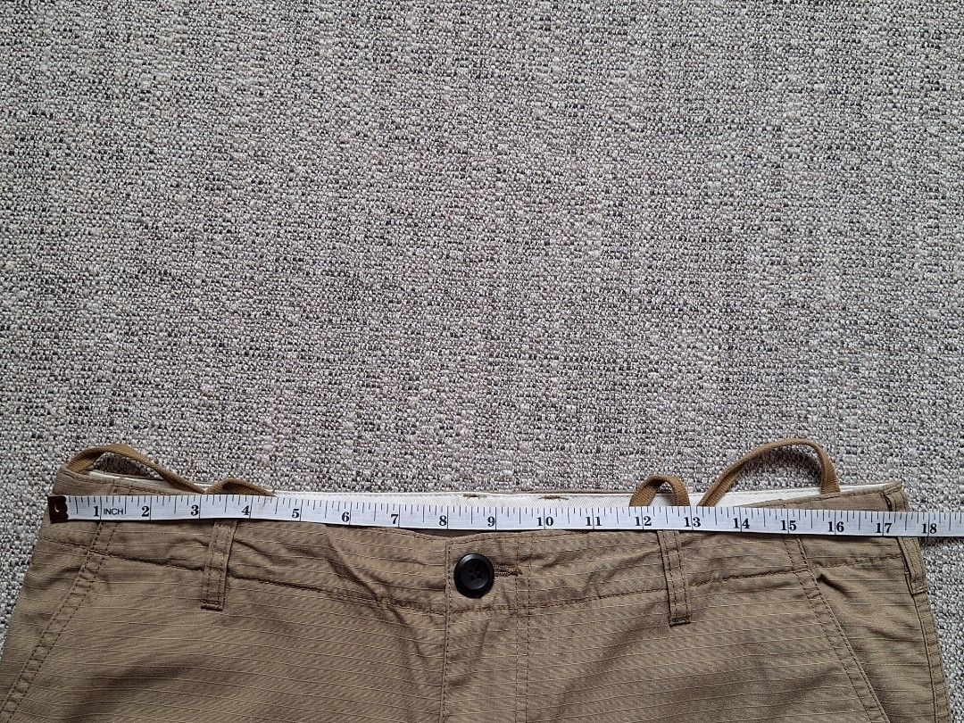 AFFD BROTHERHOOD / Cargo Pants (Category: Joggers) located in Cebu City. Submitted by thehiddengemsbykid (Listing ID 1349829685, Image 3). Description: AFFD BROTHERHOOD Cargo Pants Size : Large Waist - 35/36 Rise - 14.5 Thigh - 13.5 Knee - 9.5 Leg Opening - 7.5 Length - 41 Like new / Condition No issues 1,500 + Sf Thank you..