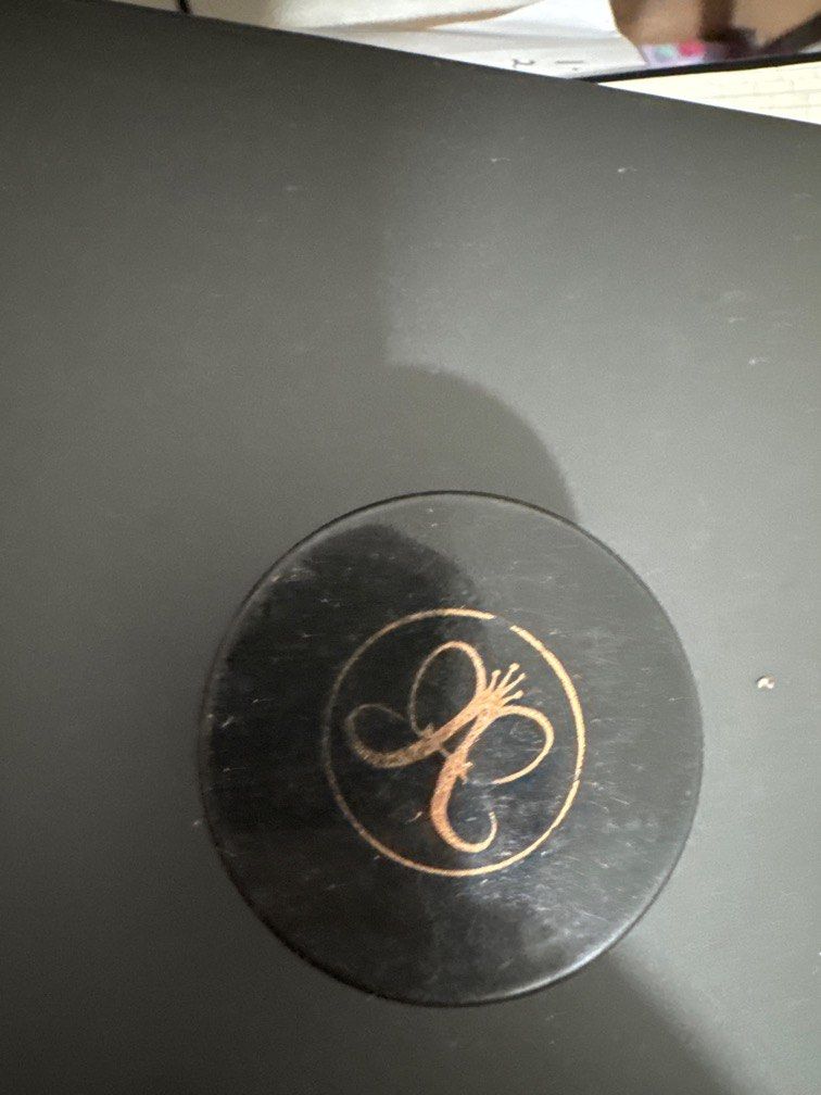 Anastasia Beverly Hills Dipbrow Pomade (Category: Makeup) located in Quezon City. Submitted by maesells94 (Listing ID 1349808056, Image 2). Description: .