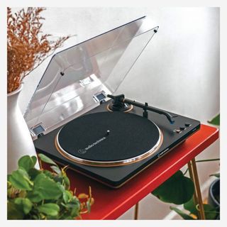 （分類：）位於 。 由 Y_W_Shop 提交（商品編號 1349852048，圖片 1）。簡介： 。