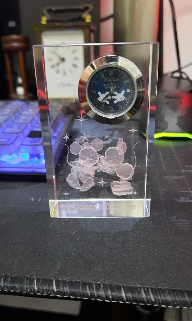 Disney Mickey and Minnie crystal clock (Category: Clocks) located in Taguig. Submitted by nippon.toki (Listing ID 1349851835, Image 3). Description: good working condition Please take note of the following: - Only serious buyers, no long reservations. - Items will be sold to the first payer without prior notice. Verbal reservations are not acceptable. - Note: All items are vintage, so please manage your expectations. Payment via Gcash only. We do