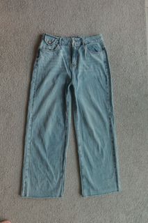 (Category: ) located in . Submitted by eskay.store (Listing ID 1349904599, Image 1). Description: .