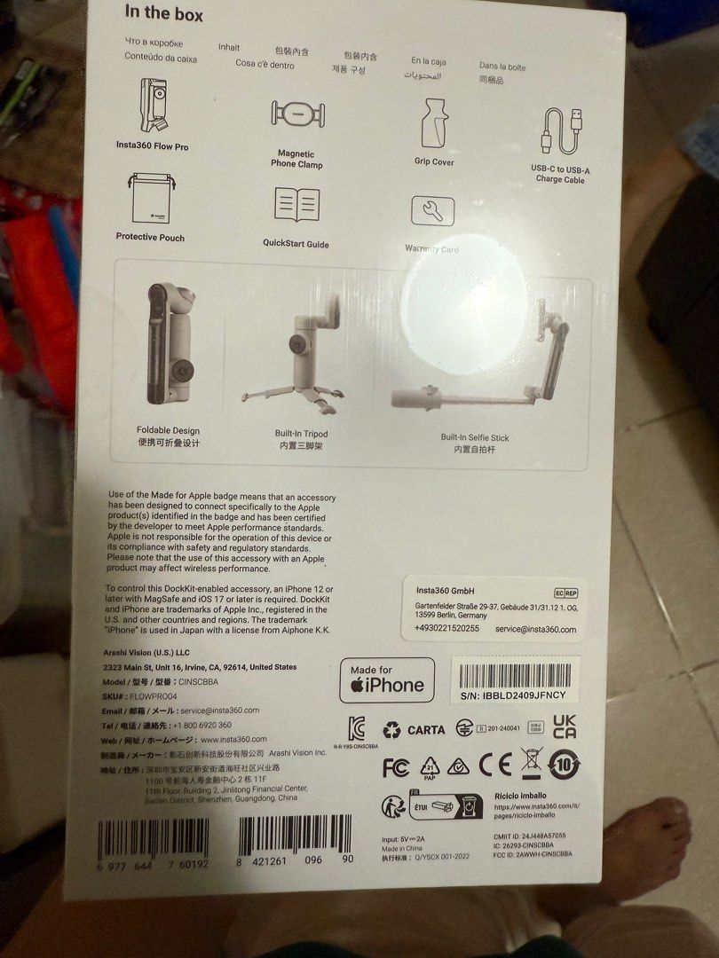 Insta360 Flow Pro (Category: Mounts & Holders) located in Paranaque City. Submitted by leecontreras (Listing ID 1349751766, Image 2). Description: FS: Insta 360 Flow Pro Gimbal Sealed AI Tracking Stabilizer for iPhone Negotiable. Rfs: Given by the company, have no use for this. .