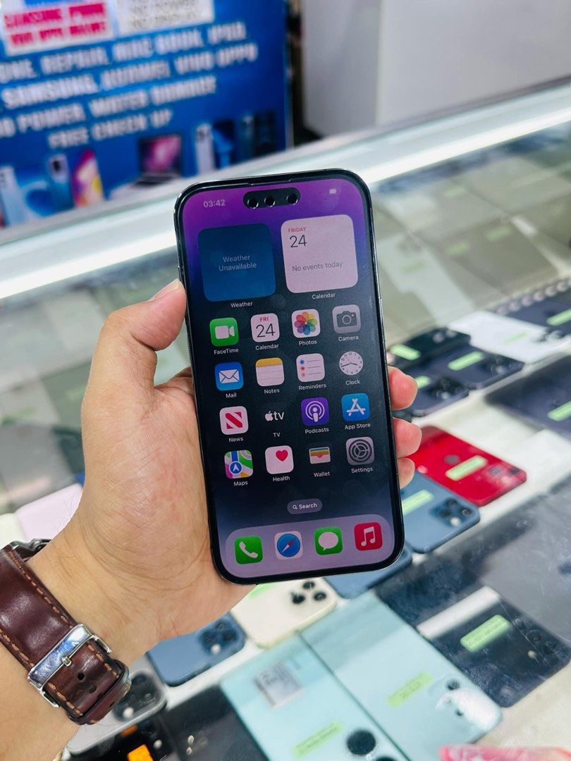 Iphone 14 Pro 256GB SMARTLOCKED 94bh (Category: iPhone 14 Series) located in San Juan City. Submitted by najihahtelecomshop2018 (Listing ID 1349904106, Image 3). Description: FOR SALE | TRADE / SWAP (RFS: Buy and Sell) QUICK SPECS iPhone 14 Pro 256GB ( other GB are also available) 94% Battery Health Unli Free 3U Tools Openline No hidden Issues No history of Repair No icloud Issues Reset Anytime | Unli Reset Test to sawa 101% Smooth 100% Original/