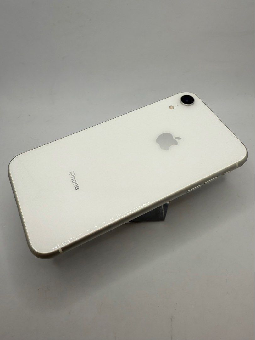 中古iPhone XR 128G 白色 🔋84% 外觀使用痕跡/單機無盒裝