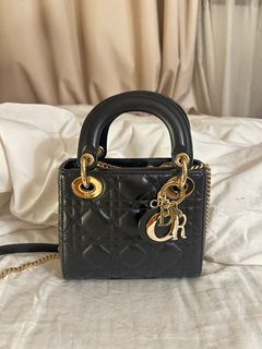 (Category: ) located in . Submitted by glamandstyle (Listing ID 1349878464, Image 1). Description: .