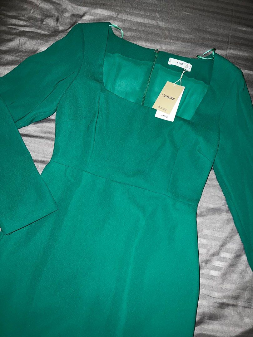 Mango Green Long-sleeve Dress (Category: Dresses) located in San Juan City. Submitted by mjgdeclutters (Listing ID 1349883371, Image 1). Description: pasalubong from US!.