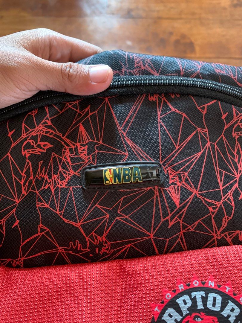 NBA Toronto Raptors Sling Bag (Category: Sling Bags) located in Malaybalay. Submitted by ziggyy. (Listing ID 1349768588, Image 2). Description: FREE SHIPPING!!! GOOD AS BRAND NEW CONDITION ✅Padded back and Shoulder Straps ✅Call Media pocket ✅Tune zone port ✅Mesh water bottle pocket pochette ✅Interior Organizer.