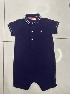 (Category: ) located in . Submitted by irnapreloved (Listing ID 1349899182, Image 1). Description: .