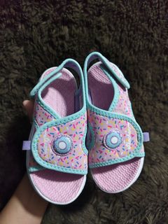 (Category: ) located in . Submitted by kimlynandaya (Listing ID 1349852168, Image 1). Description: .