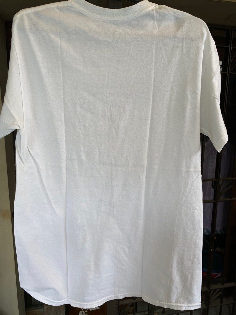 Real Madrid Tee Official Merch (Category: Tshirts & Polo Shirts ) located in Quezon City. Submitted by runitup (Listing ID 1349800502, Image 2). Description: Real Madrid Official Merch Tee M on tag (20x29) Needs washing.