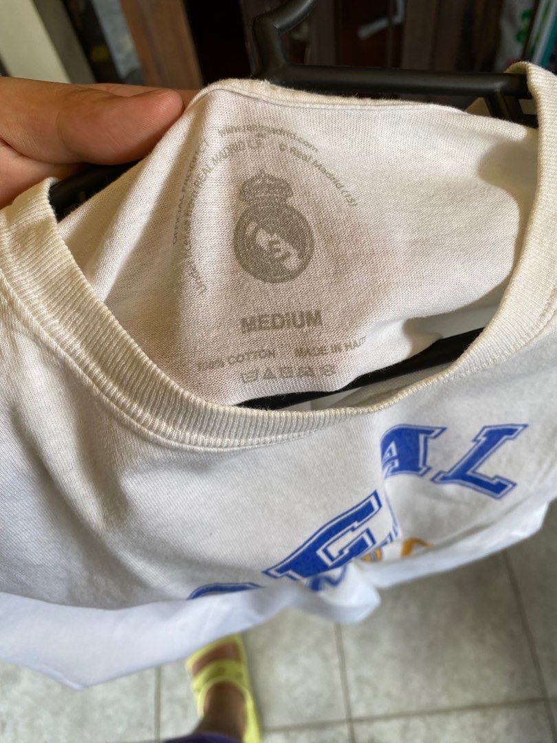 Real Madrid Tee Official Merch (Category: Tshirts & Polo Shirts ) located in Quezon City. Submitted by runitup (Listing ID 1349800502, Image 3). Description: Real Madrid Official Merch Tee M on tag (20x29) Needs washing.