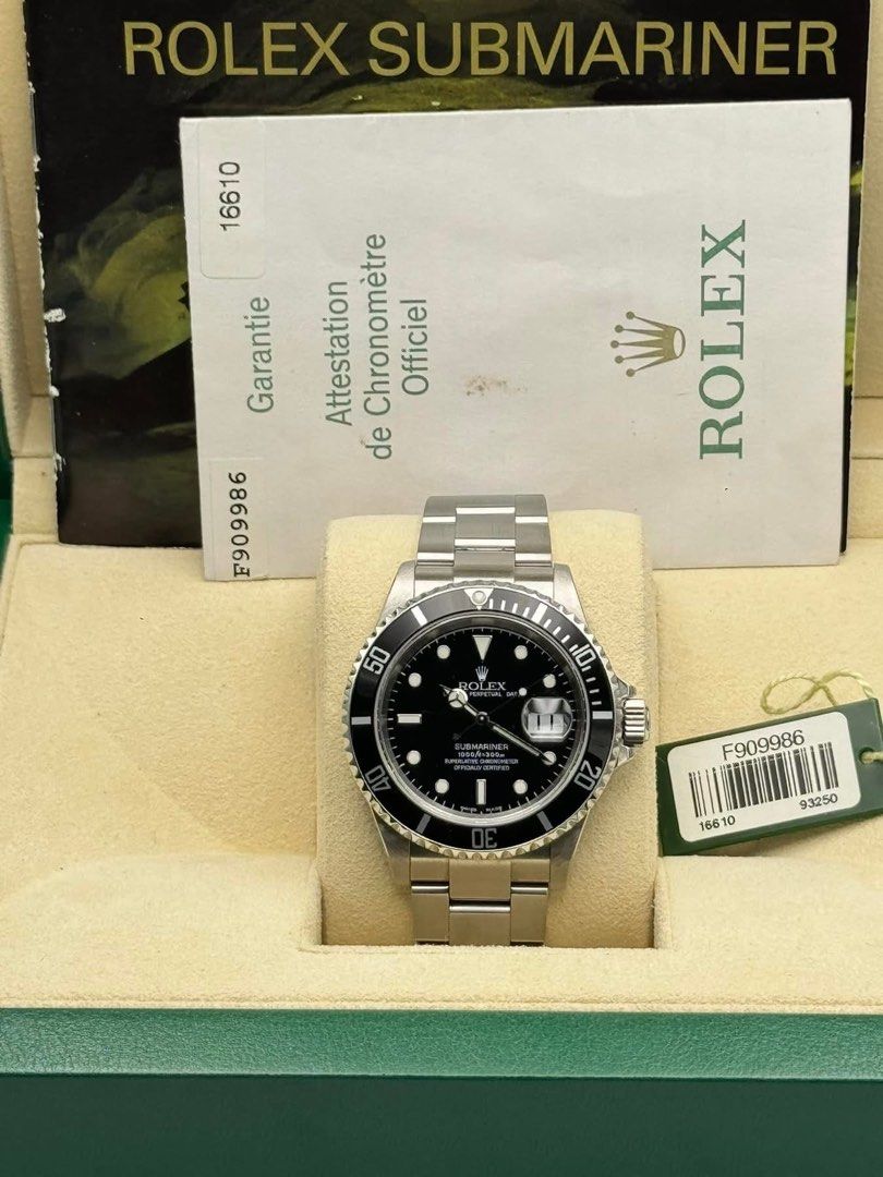 rolex (Category: Luxury Watches) located in Cabanatuan. Submitted by albertgonzales27 (Listing ID 1349820648, Image 3). Description: For sale/trade Rolex Submariner Date model 16610 year 2005 9/10 Condition 565k .