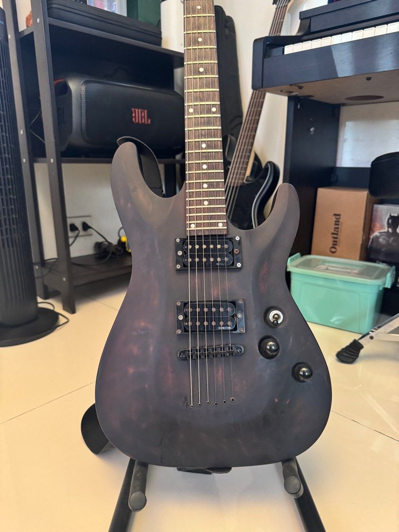 Schecter omen 6 Diamond series MIK (Category: Musical Instruments) located in Paranaque City. Submitted by ghanreagan15.1 (Listing ID 1349784304, Image 3). Description: For sale Schecter omen 6 diamond series made in korea Semi rust hardware 100% good condition Set up by guitar rehab 20k Pick up paranaque sucat .