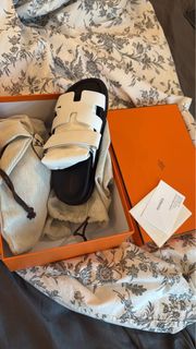 (Category: ) located in . Submitted by imluxuryph (Listing ID 1349804190, Image 1). Description: .