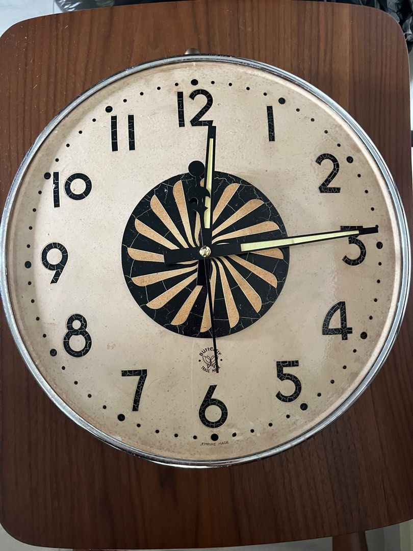 Vintage Butterfly Clock