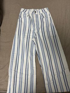 （分類：）位於 。 由 kf_2handstuff 提交（商品編號 1349894094，圖片 1）。簡介： 。