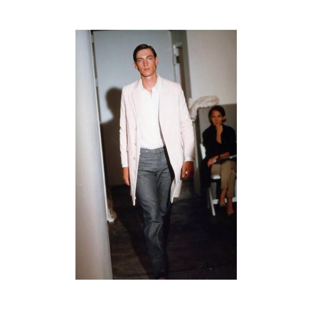 1999 Helmut Lang Classic Cut Denim (Category: Jeans) located in Quezon City. Submitted by jusjawnz (Listing ID 1350041790, Image 2). Description: Another pair of Lang jeans in charcoal grey featuring a 5-pocket construction and the renowned classic cut. tagged 31 waist - 16 (32) outseam - 40 inseam - 30.5 leg opening - 7.8 6,500 php .