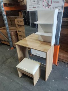 (Category: ) located in . Submitted by priceworthfurniture (Listing ID 1350075992, Image 1). Description: .