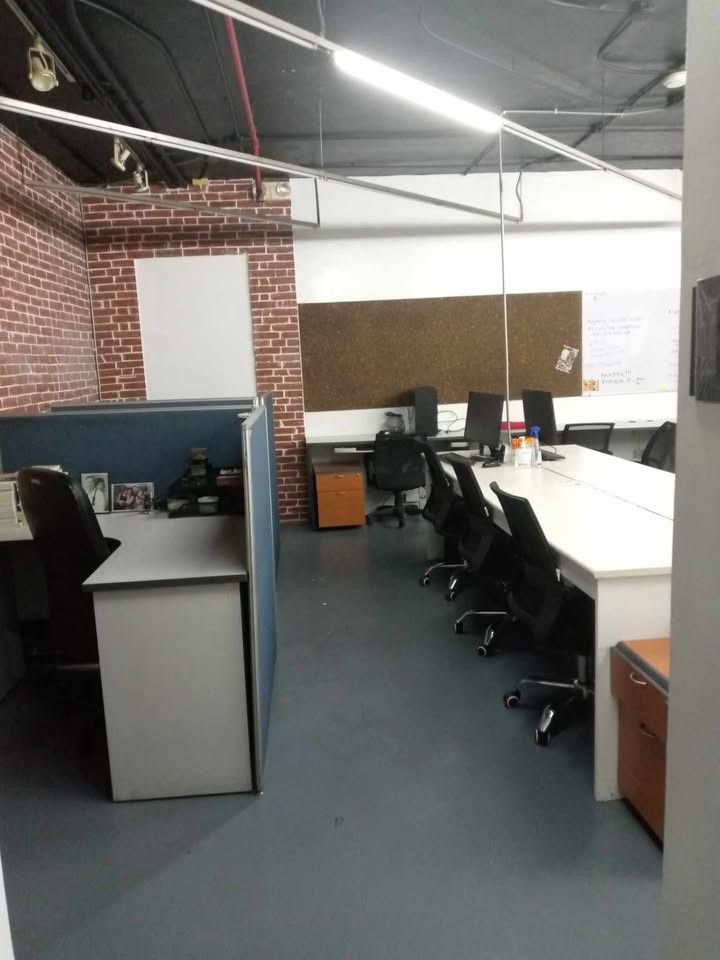 65sqm office space for rent lease in Strata 100 Ortigas Center Pasig ...