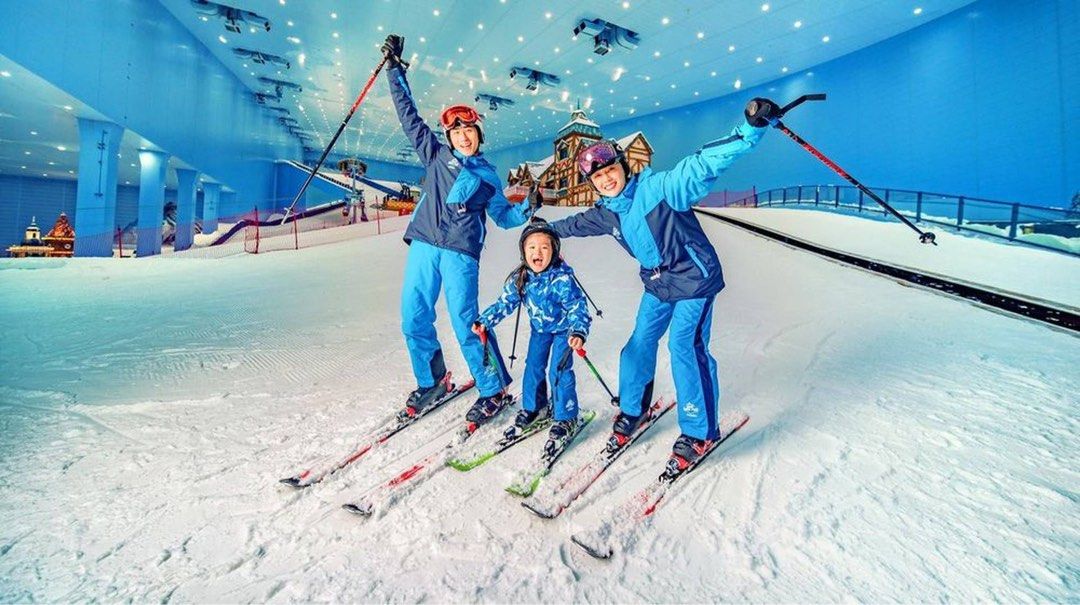 廣州熱雪奇蹟(廣州融創雪世界)日門票/會 籍, 門票&禮券, 本地景點門票及交通 - Carousell