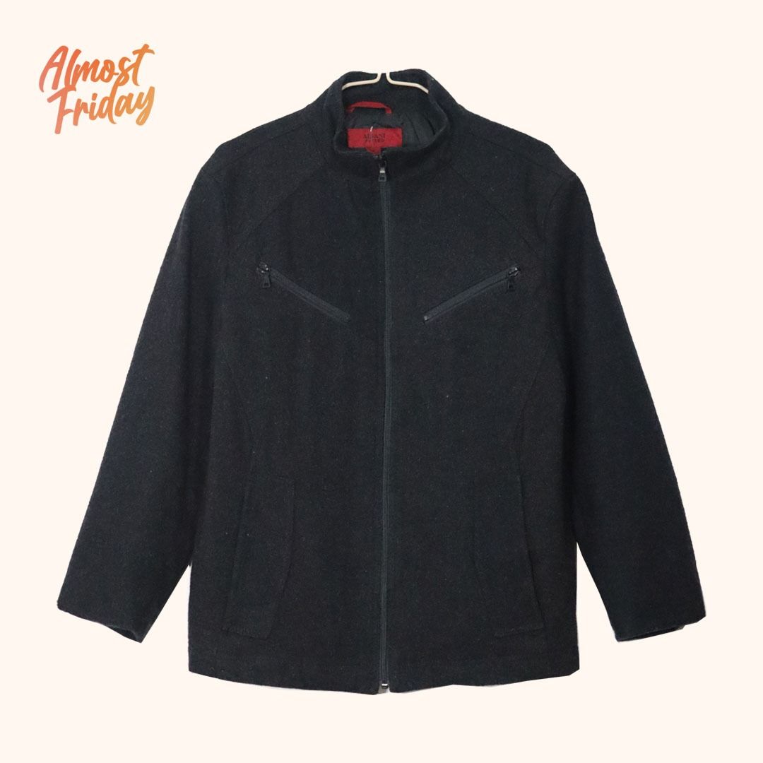 ALFANI Dark Grey Wool Jacket (Preloved) Small (Category: Coats, Jackets and Outerwear) located in Catarman. Submitted by almostfridayph (Listing ID 1350054295, Image 1). Description: Brand: ALFANI Condition: Very Good Size: Small Php 680 Dimensions Chest: 21" Length: 27" Kindly manage your expectations. Our items are thrifted but in excellent condition NO RETURN, NO EXCHANGE Actual product color may vary from the images shown. Every monitor or mo
