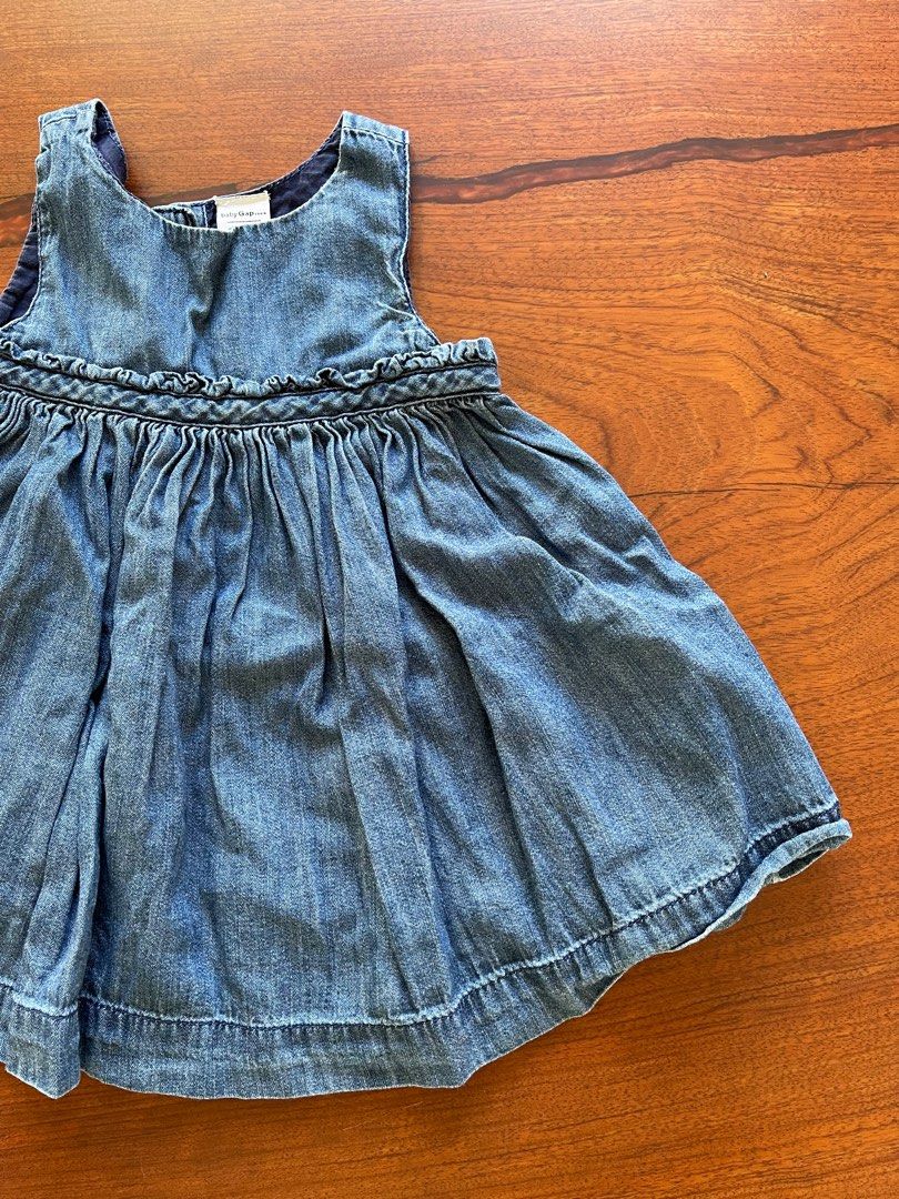 Baby Gap Denim Dress (Category: Babies & Kids Fashion) located in Makati City. Submitted by daiko126 (Listing ID 1349956388, Image 2). Description: Baby Gap denim dress 6-12 months on tag MOP: BPI or GCash Shipping Fee c/o seller Makati City.