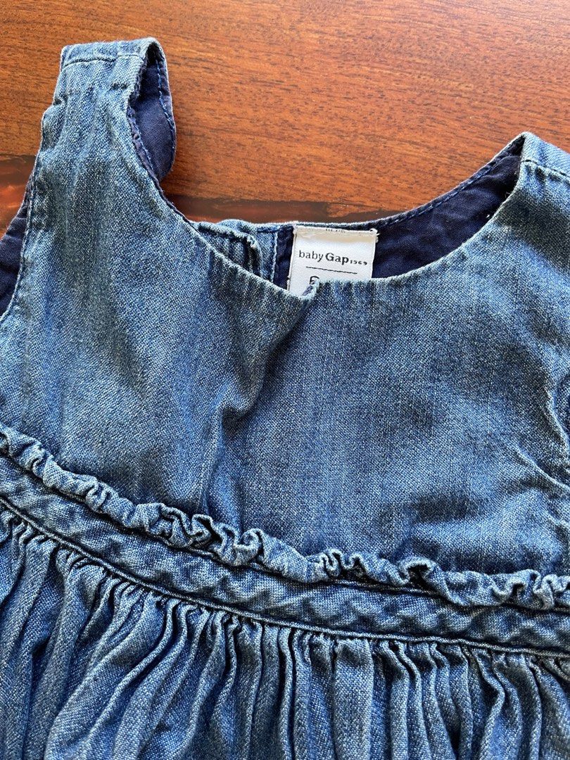 Baby Gap Denim Dress (Category: Babies & Kids Fashion) located in Makati City. Submitted by daiko126 (Listing ID 1349956388, Image 3). Description: Baby Gap denim dress 6-12 months on tag MOP: BPI or GCash Shipping Fee c/o seller Makati City.