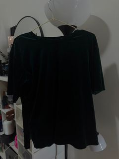 (Category: ) located in . Submitted by shoptillyoudrop8 (Listing ID 1349963216, Image 1). Description: .