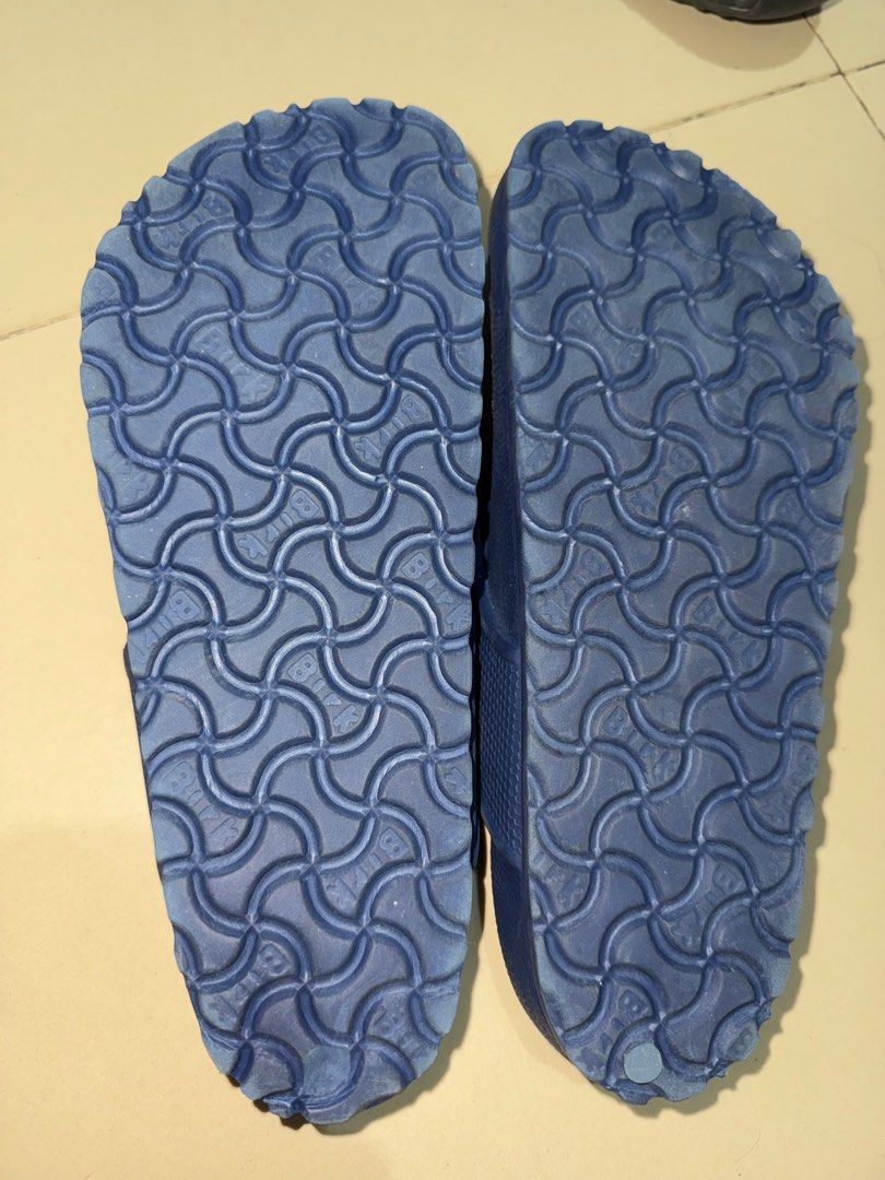 Birkenstock Honolulu Eva Flipflop (Category: Slippers & Slides) located in Caloocan City. Submitted by jayneejeonsmiling (Listing ID 1350025694, Image 3). Description: 💯 Authentic Used 2x No more box Size 37 Super lightweight .