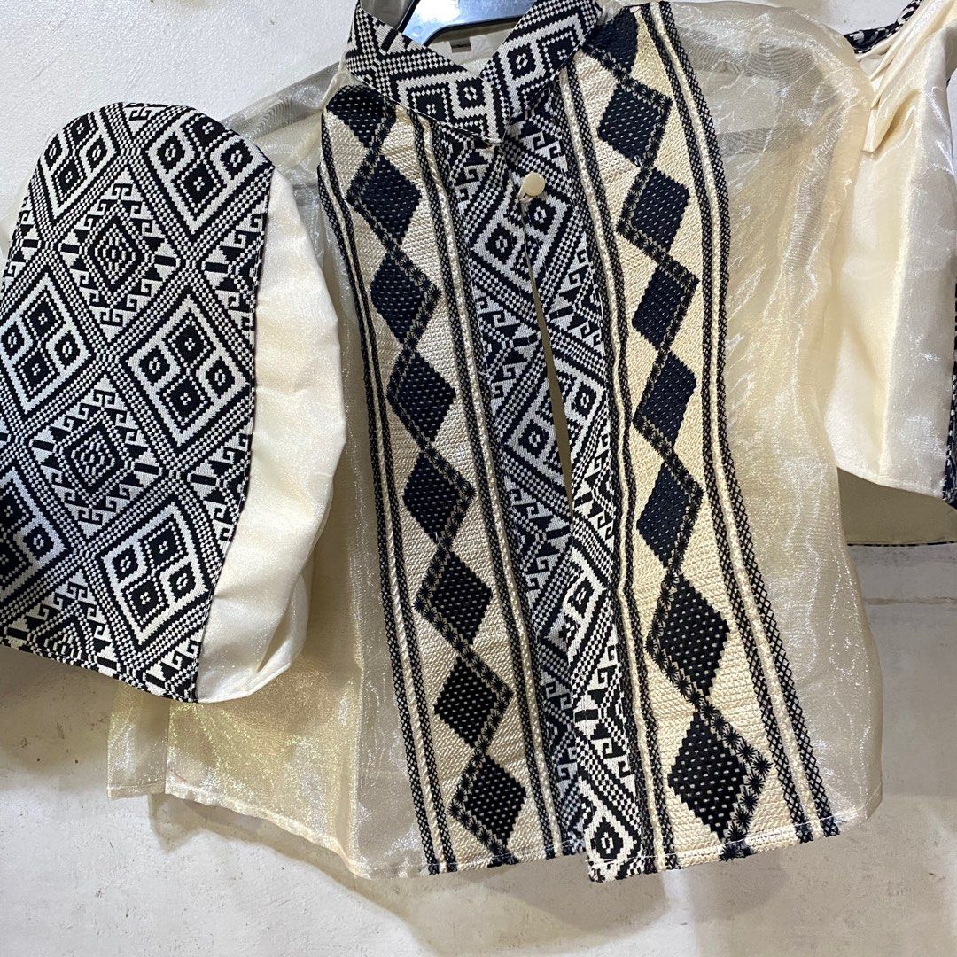 Bohemian Modern Filipina Top (Category: Others Tops) located in Cebu City. Submitted by declairetter (Listing ID 1349968406, Image 1). Description: Brand new. Never worn. .