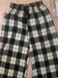 （分類：）位於 。 由 chloeee_fox 提交（商品編號 1349975320，圖片 1）。簡介： 。