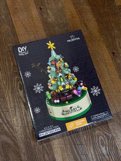 Christmas musical box For Sale | Toys & Collectibles | Carousell Singapore