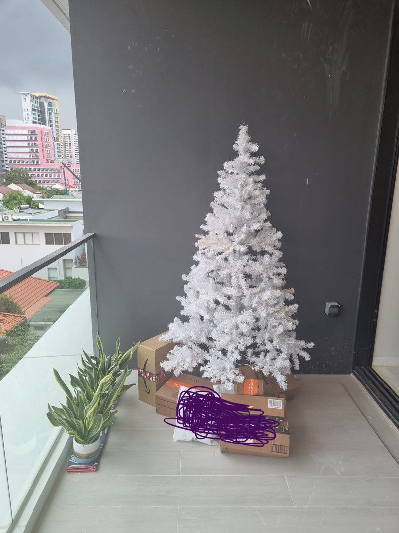 Christmas tree (white xmas)