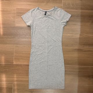 (Category: ) located in . Submitted by declutteredcloset_ (Listing ID 1350008733, Image 1). Description: .