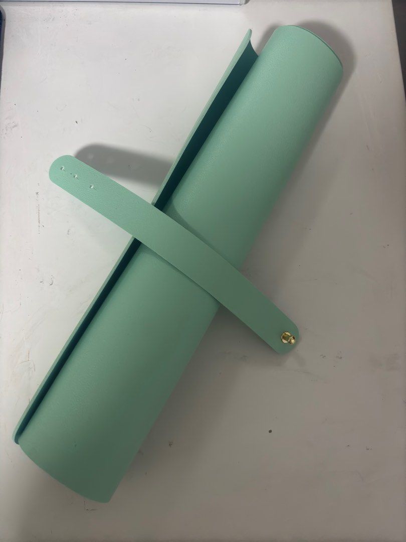 Double Sided Leather Desk Mat (Category: Mouse & Mousepads) located in Bacoor. Submitted by alyxcoll (Listing ID 1350037857, Image 2). Description: may scratches lang yung mint green side (check pic) jnt or ggx.
