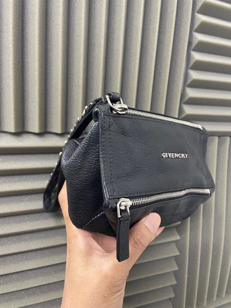 GIVENCHY Black Mini Pandora Wristlet bag (Category: Luxury Bags & Wallets) located in Manila. Submitted by luxemax_09 (Listing ID 1349961766, Image 2). Description: .