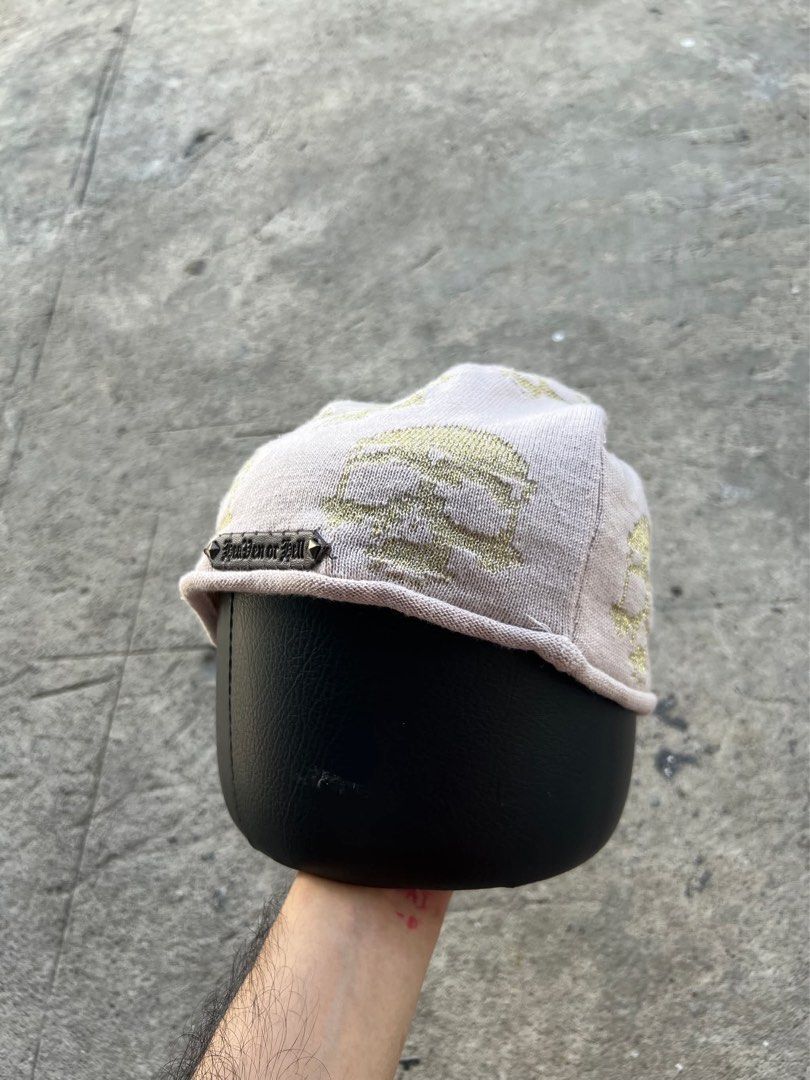 Heaven or Hell Rugged Beanie (Category: Caps & Hats) located in Cavite. Submitted by threadscollective (Listing ID 1349919931, Image 1). Description: Freesize.
