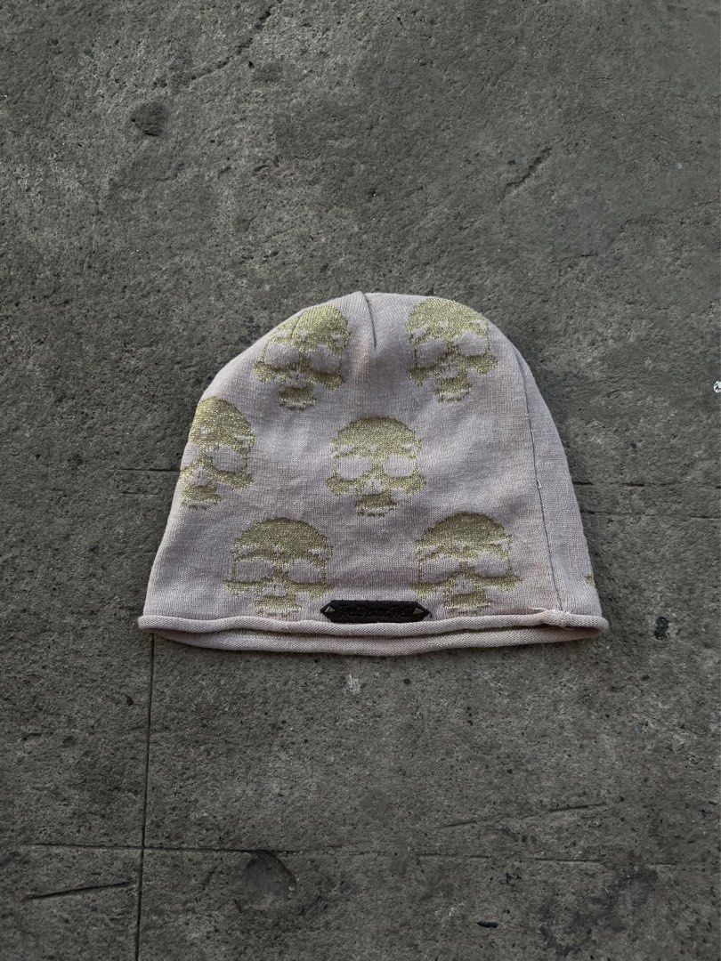 Heaven or Hell Rugged Beanie (Category: Caps & Hats) located in Cavite. Submitted by threadscollective (Listing ID 1349919931, Image 3). Description: Freesize.