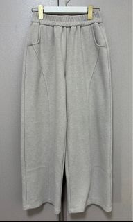 韓國HERO HERO米色直腳褲64242126051970110