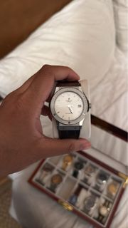 (Category: ) located in . Submitted by rogerwatch (Listing ID 1350034467, Image 1). Description: .