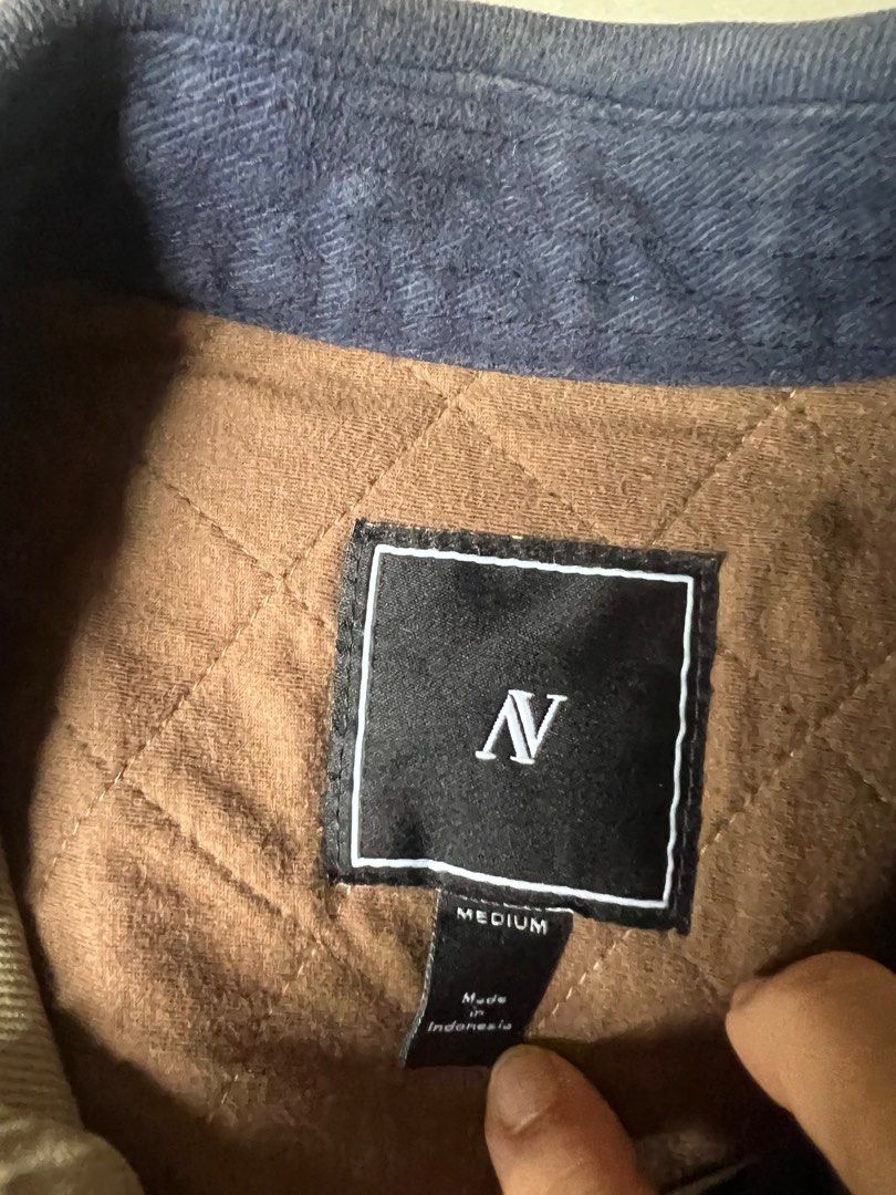 Jacket + pullover (Category: Coats, Jackets and Outerwear) located in Singapore. Submitted by peach08 (Listing ID 1350012701, Image 3). Description: .