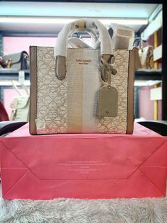 (Kategori: ) berada di . Dikirim oleh ctrousselbags (ID iklan 1349973484, Gambar 1). Deskripsi: .