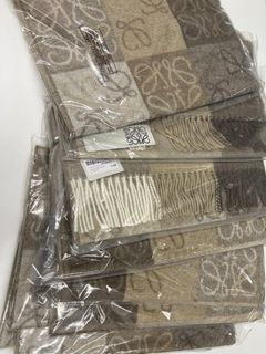 （分類：）位於 。 由 dannychen1991 提交（商品編號 1349929994，圖片 1）。簡介： 。