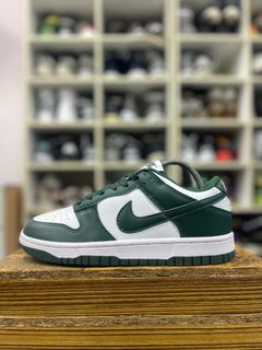 (Category: ) located in . Submitted by sneakers.too (Listing ID 1350075501, Image 1). Description: .