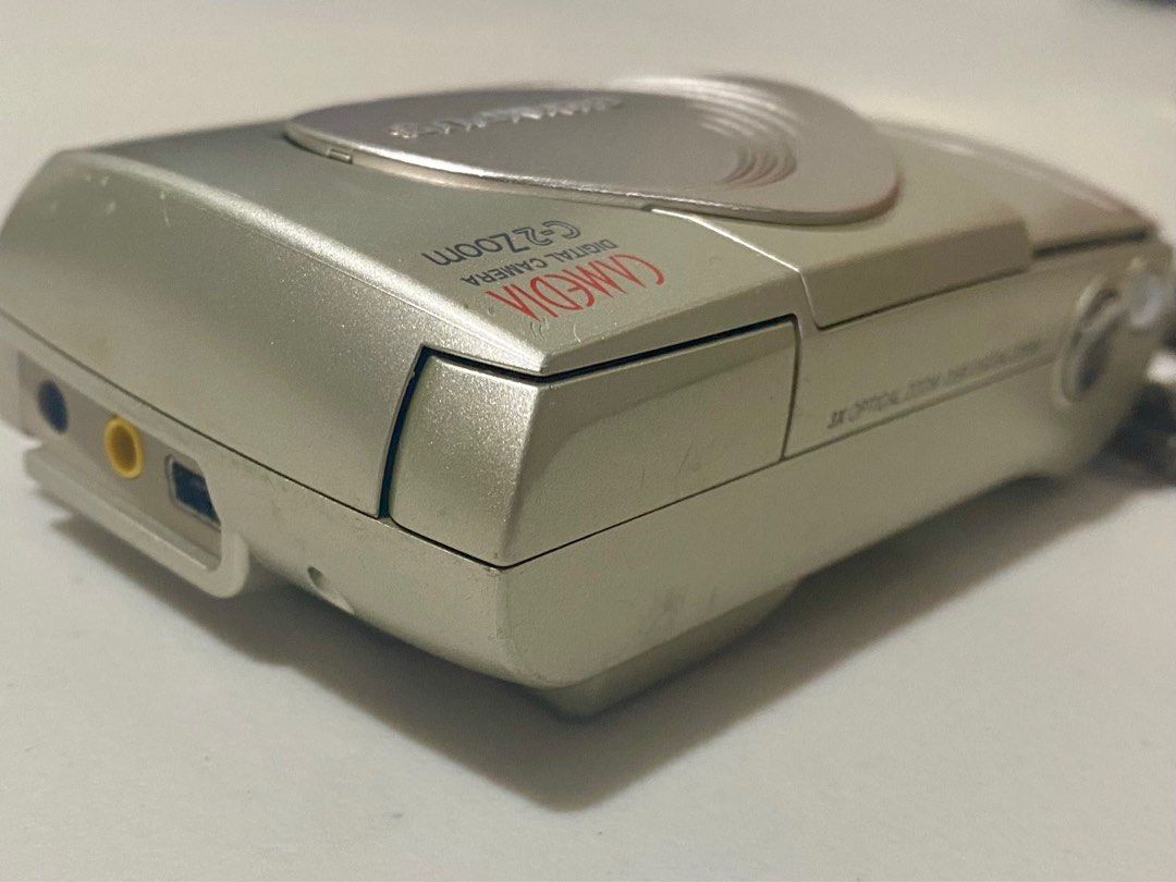 Rare Olympus Camedia C-2 Zoom Digital Camera / Digicam (Category: Cameras) located in Tuguegarao City. Submitted by naivepeach (Listing ID 1350047639, Image 3). Description: Free Shipping Fee :) Condition: • Body: 8/10 Some minor scratches from regular use, but nothing major (See photos) • LCD: 8.5/10 Minimal white dots that don’t affect photo quality, common in the Camedia line (See 5th photo) Key Features: • Card Type: SmartMedia Card • Sensor:
