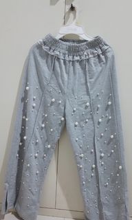(Kategori: ) berada di . Dikirim oleh goodoutfitarea (ID iklan 1350011790, Gambar 1). Deskripsi: .