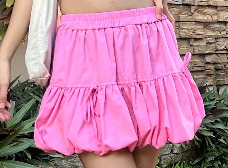 Pink Coquette Skirt (Category: Skirts) located in Lingayen. Submitted by https.bea (Listing ID 1349966429, Image 1). Description: 💗 Used once 💗 So cutesy! 💗 Stretchable PM for when worn :).