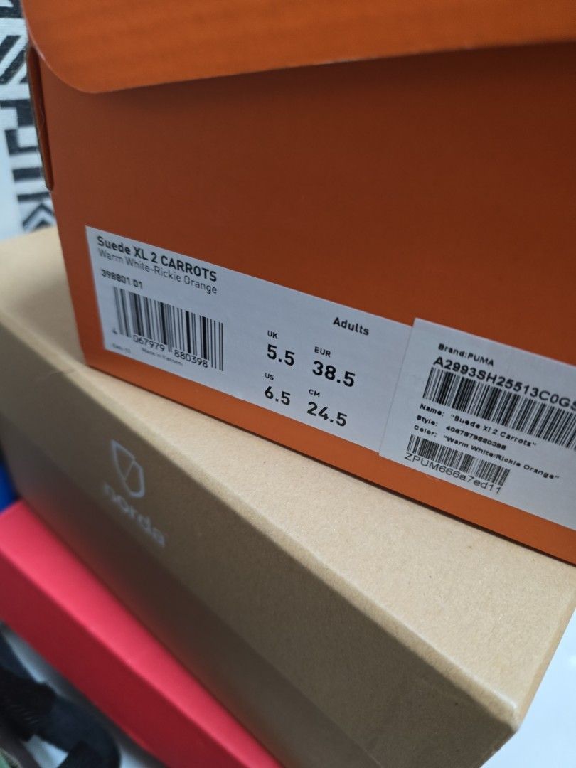 Puma x Carrots Suede XL 2 (Category: Sneakers) located in Bacoor. Submitted by csantillan (Listing ID 1350002593, Image 3). Description: used once or twice like new US 6.5.
